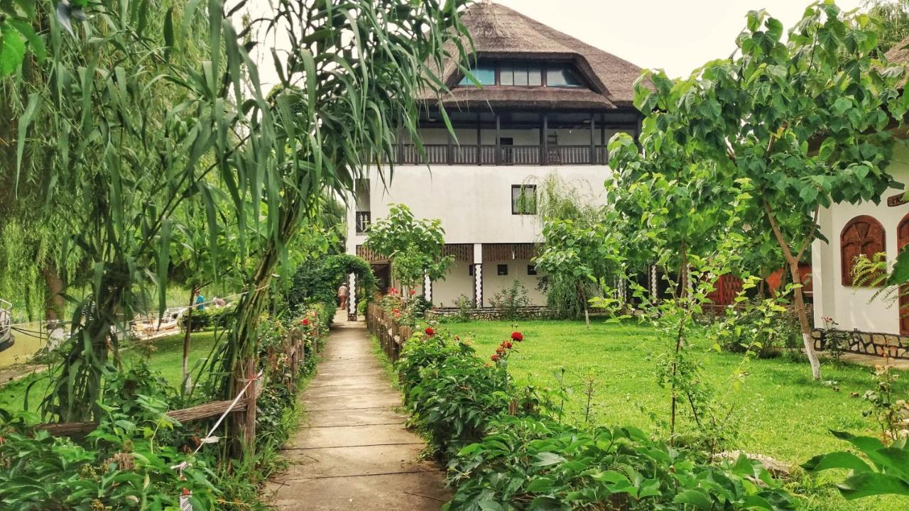 Delta Paradis Resort Murighiol Bagian luar foto