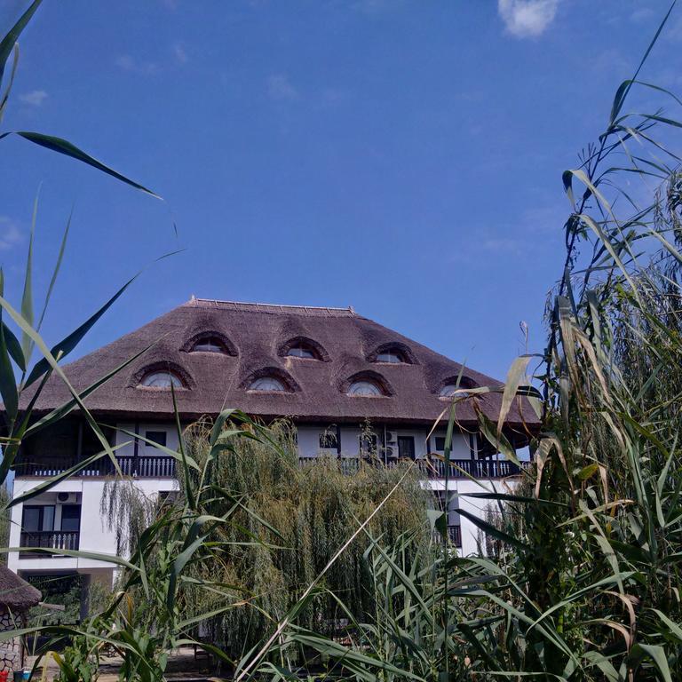 Delta Paradis Resort Murighiol Bagian luar foto