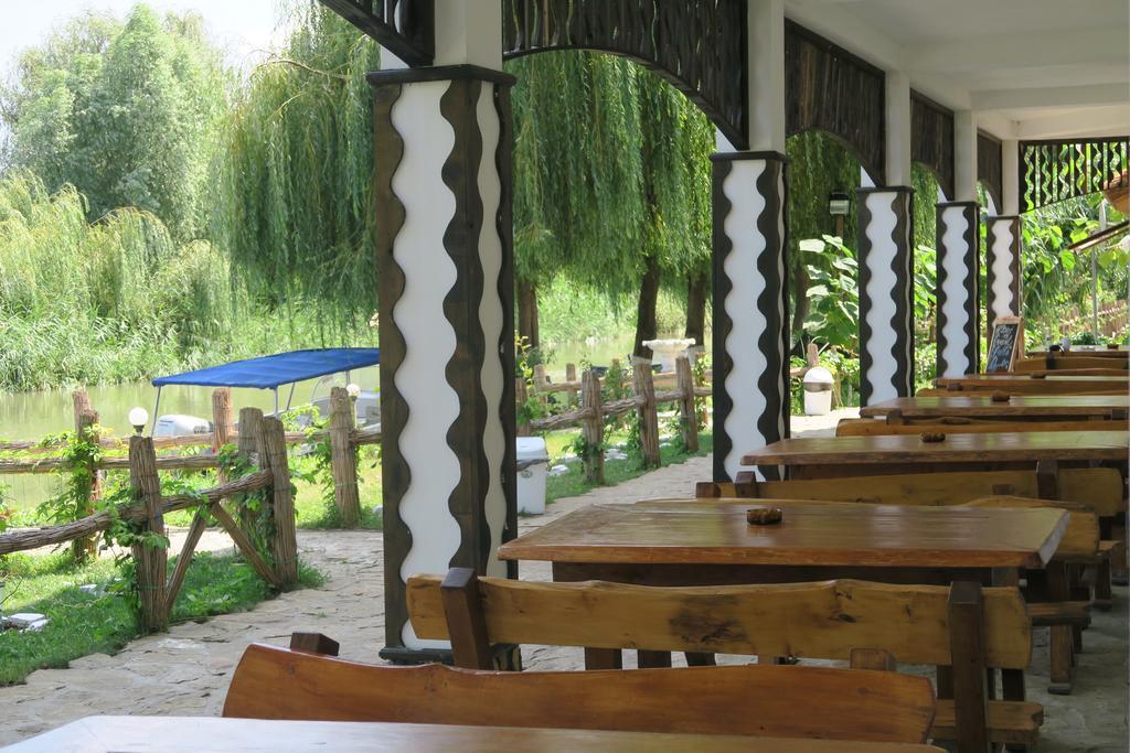 Delta Paradis Resort Murighiol Bagian luar foto